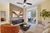 3176-205 Resort Pool Condo Apt near Disney