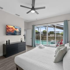 451 Davenport 5BR House with Heated Pool and Grill