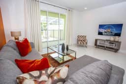 1502R Modern Townhouse Heated Pool Disney Orlando - Image 4