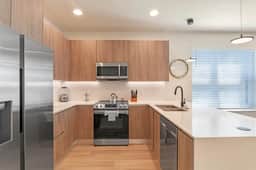 17244 4BR Townhouse Heated Pool near Disney - Image 4