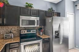 308 Resort 4BR Townhouse by Disney Orlando - Image 4