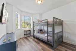 414TR 2BR Condo APT Heated Pool HotTub King Bed - Imagen 5