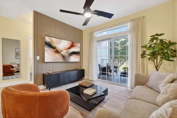 3176-205 Resort Pool Condo Apt near Disney - Image 1