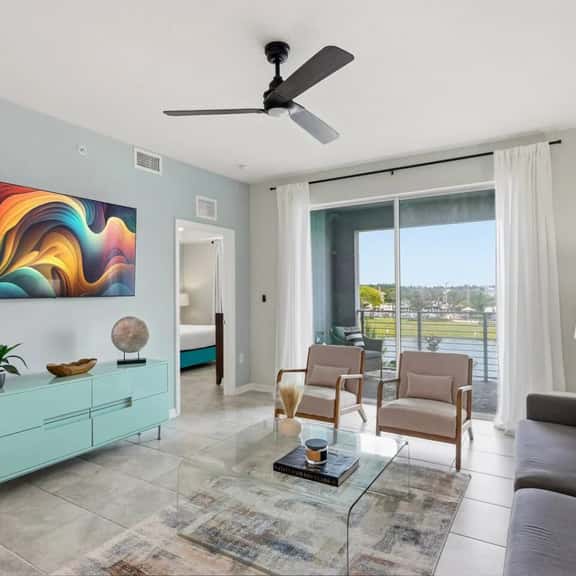 3141-305 Condo Resort Water Park Pools near Disney - Image 1