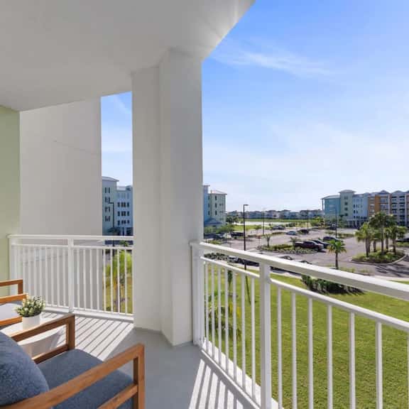 8070-304 Luxury 2BR Apt Kissimmee Orlando Disney - Image 1
