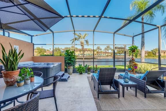 2688 Waterfront Townhouse w/ Hot Tub 3mi to Disney - Imagem 3