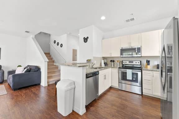 8925 Resort 4BR Townhouse by Disney World Orlando - Image 5