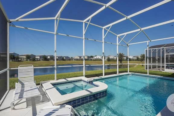 8940 Pool House Resort Lake Water Park near Disney - Image 3
