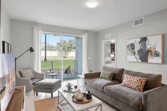 4741-104 Resort APT by Disney World Orlando - Image 1